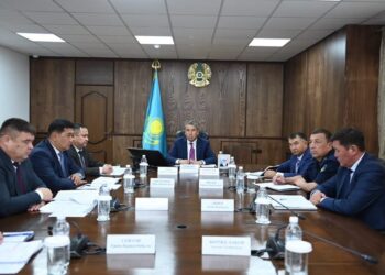 Мәжілісте өңдеу өнеркәсібі мен “Ауыл аманаты” жобасының жүзеге асырылу барысы қаралды