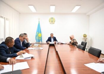 Аудан әкімі тұрғындарды жеке мәселелері бойынша қабылдады