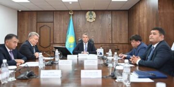 Комиссияда «Заң мен тәртіп» қағидатын іске асыру және сыбайлас жемқорлықтың алдын алу мәселелері қаралды